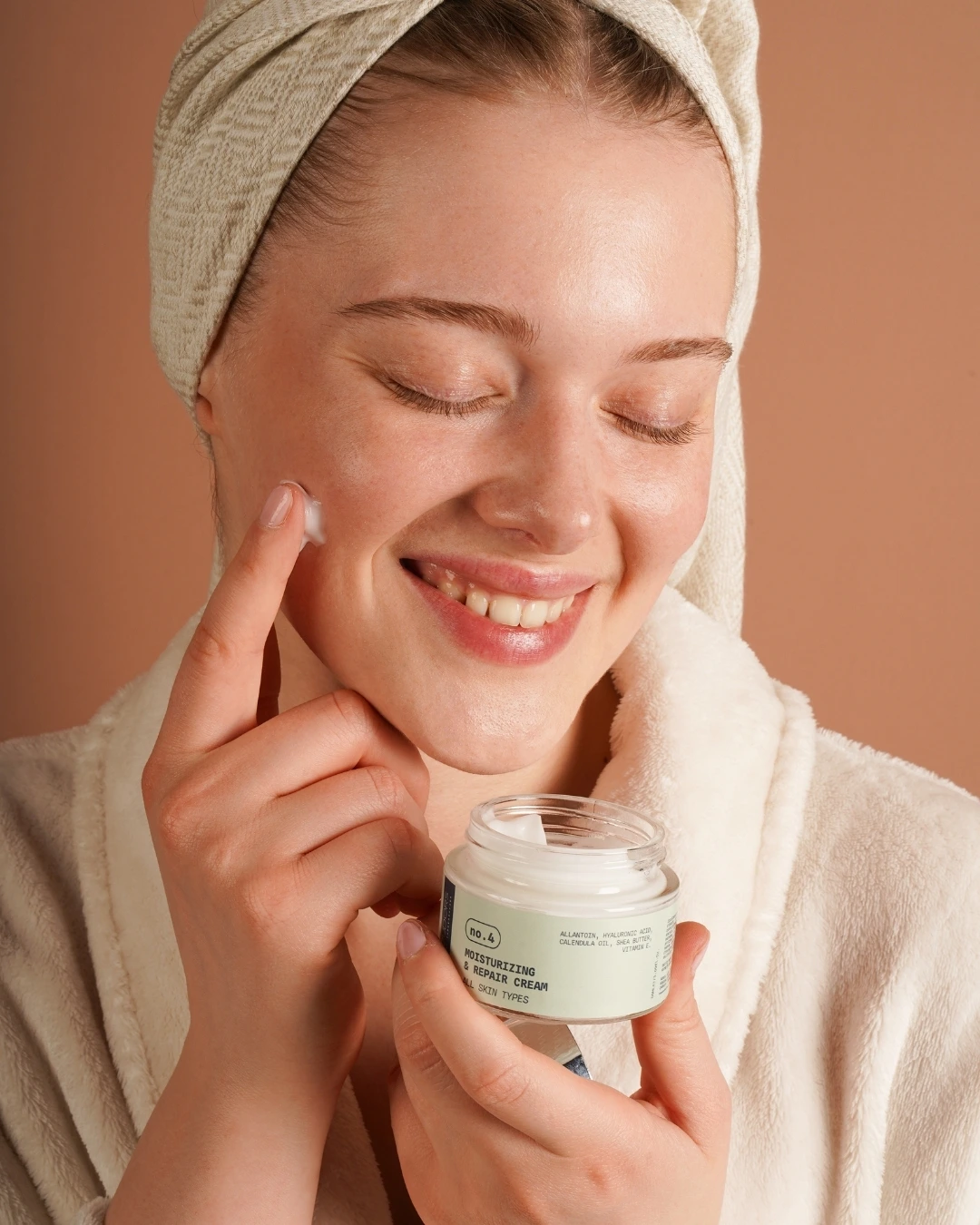 Nemlendirici ve Onarıcı Bakım Ürünleri